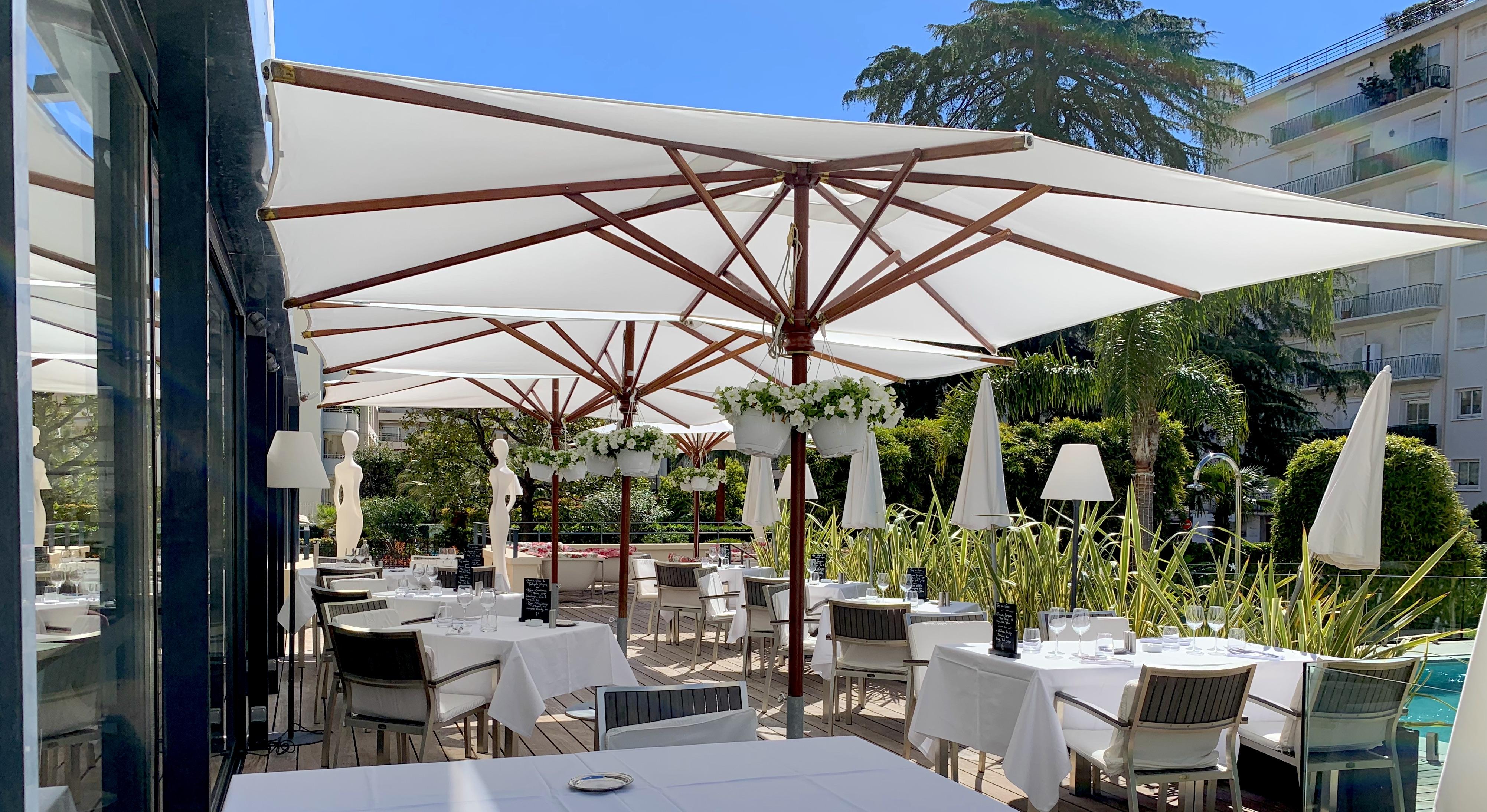 Hotel Le Canberra Кан Екстериор снимка